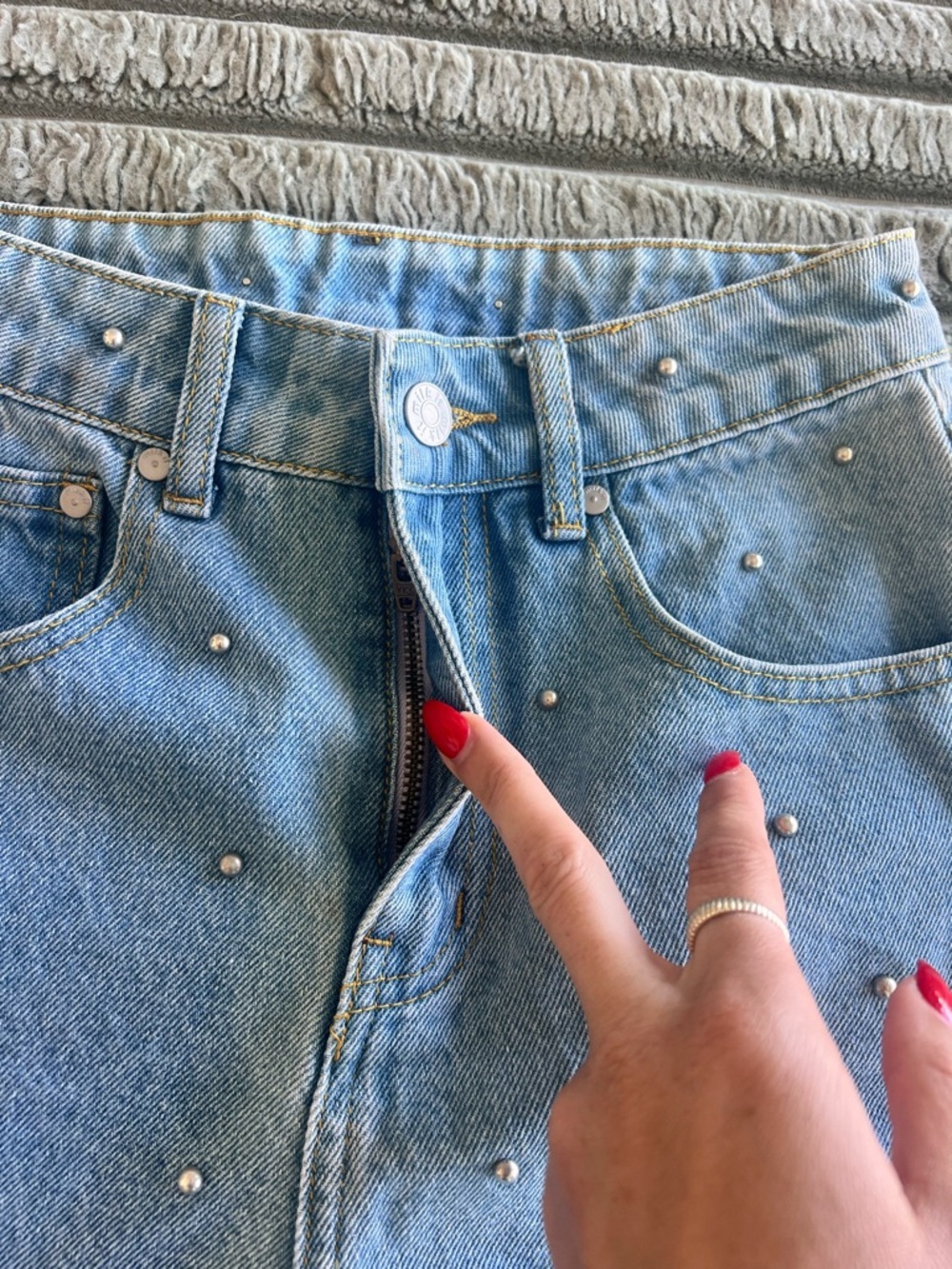 Milk It by Pacsun Studded Blue Denim Shorts New WIth Tags- Size 26 - Picture 4 of 14